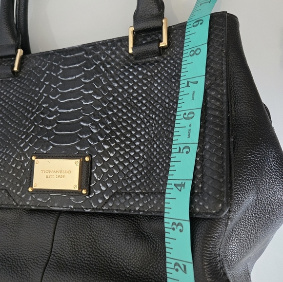 Tignanello Black Leather Multi Pocket Handbag - Picture 14 of 15